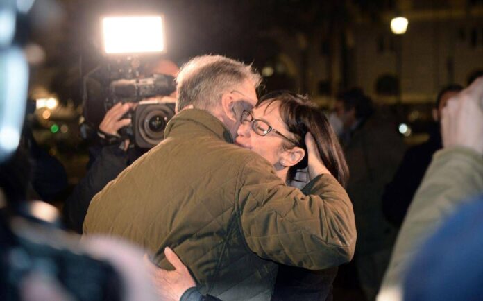 Ilaria Cucchi e Fabio Anselmo si sposano: “Abbiamo scelto di non lasciare che il lutto diventasse l’unica cosa che siamo”