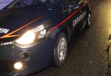 Incidente nel Pescarese, scontro tra auto e motorino: morto 18enne