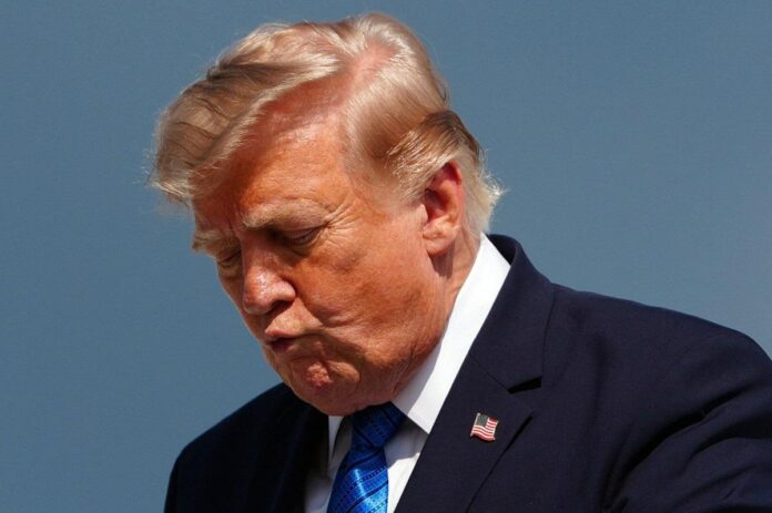 Iran, annunci di raid imminenti e poi ‘ripensamenti’: tutte le volte di Trump