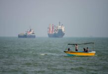 Iran, “tre nodi” bloccano l’accordo per la riapertura di Hormuz