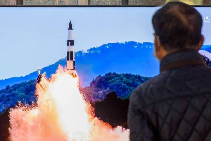 La Corea del Nord lancia 10 missili balistici a corto raggio