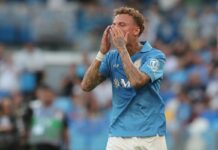 Lang cade in area e Allegri chiede rigore: proteste in Napoli-Como