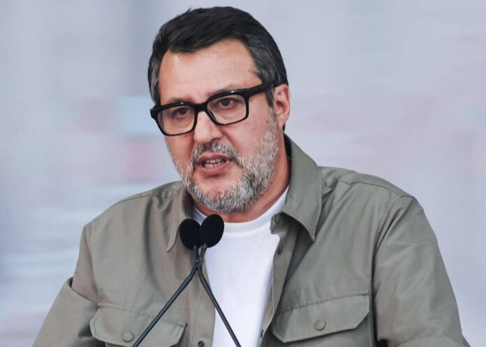Lega, Salvini frena ala nordista: “Basta beghe, al lavoro per rafforzare squadra”
