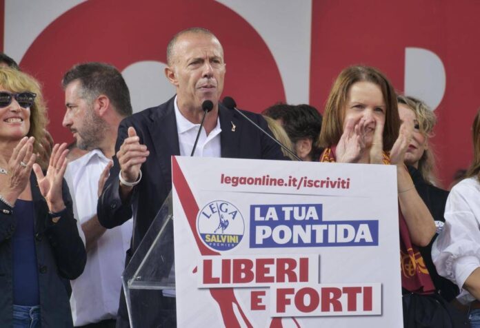 Lega, parla Romeo: “Salvini? Non mi interessano le sfide. Dobbiamo tornare allo spirito di Bossi”