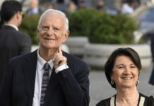 Luigi Cavallari, oggi l’ultimo saluto a Roma. Ministra Roccella: “Per sempre mano nella mano”