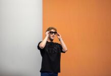 Meta cambia gli occhiali intelligenti: “Segnaleranno quando riprendono”