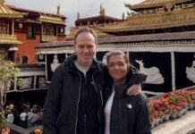 Nepal, Patrizia Marziale e Luca Barachini i turisti italo-svizzeri dispersi. Il post social: “Chiedimi se sono felice”