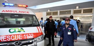 Pakistan, incendio in un ospedale di Islamabad: morti almeno 13 neonati