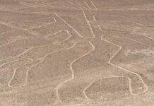 Perù, aereo con italiani a bordo sorvolava Linee di Nazca: cosa sono