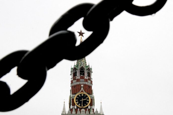 Russia, Peskov: “Nessun incontro a Mosca fra Putin e il capo della Cia”