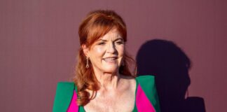 Sarah Ferguson come l’Araba Fenice, prepara il gran ritorno grazie a un’eredità da 700 milioni
