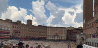 Siena, temporale sulla città: Palio a rischio rinvio