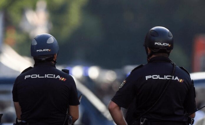 Spagna, torna libero l’italiano accusato di aver ucciso la compagna a Huelva: “Forse è stato un suicidio”