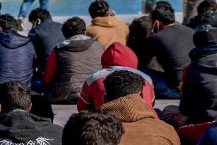 Svizzera riprende i rimpatri di migranti verso l’Italia: i primi a fine mese