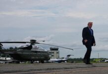 Trump, paura in volo: rischio collisione tra elicottero del presidente e aereo