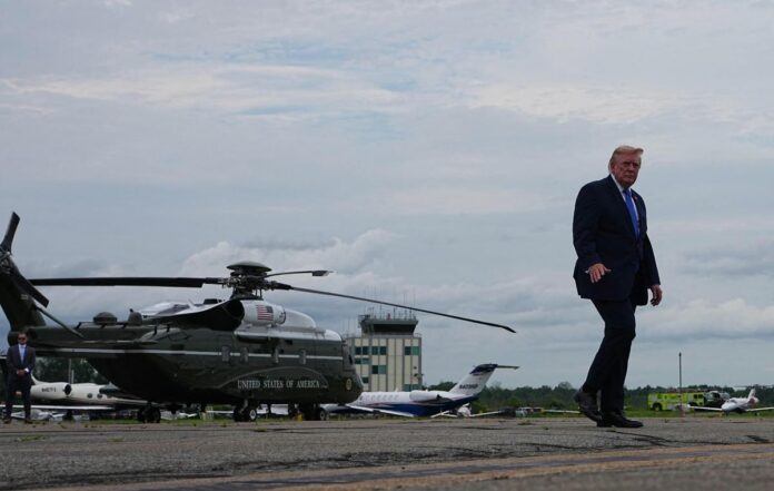 Trump, paura in volo: rischio collisione tra elicottero del presidente e aereo