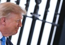 Trump torna alle catapulte a vapore, ordinata nuova portaerei per lanciare i jet