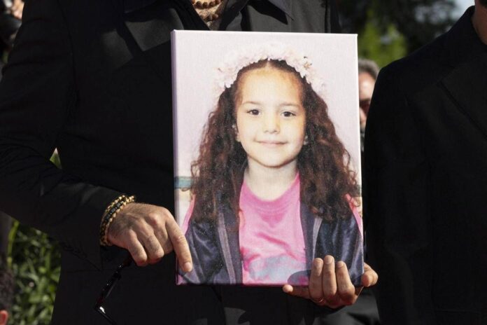 Uccisa con la famiglia a Gaza, Idf annuncia inchiesta sulla morte della piccola Hind Rajab