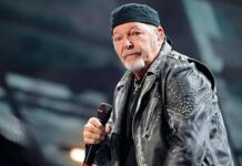 Vasco Rossi furioso con un fan: “Non sono infame, è una fake vergognosa”