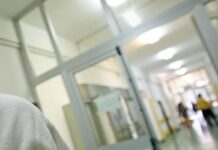 Verona, accertata morte cerebrale del ragazzo colpito da bottigliata a Cerea