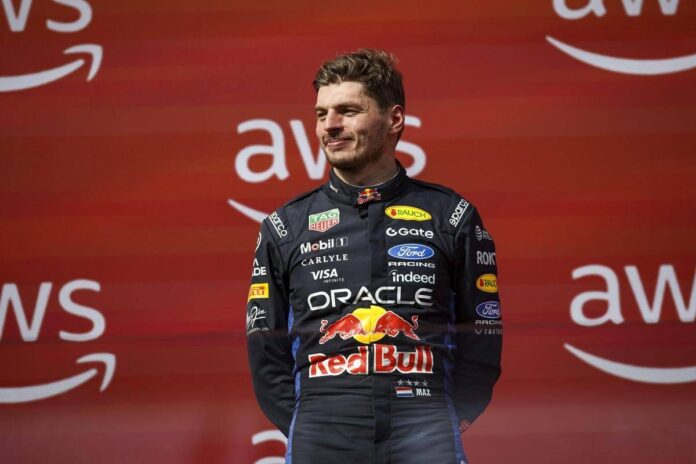 Verstappen rinnova con la Red Bull fino al 2030: “Ora voglio tornare al vertice”