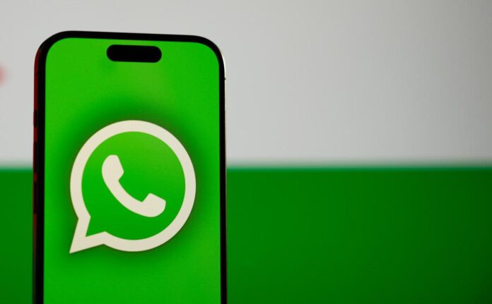 Whatsapp, nuova andata di attacchi ‘zero click’: cosa fare per proteggersi