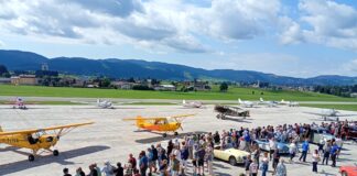 Asiago Flight Festival, folla al Romeo Sartori tra aerei storici e auto d’epoca di Asiago Asiago Flight Festival