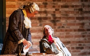 Gran Premio Veneto del Teatro 2026, al via con Goldoni e «Sottobanco» il 5 e 6 settembre Gran Premio Veneto del Teatro 2026, scena delle Baruffe chiozzotte
