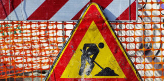 Vicenza, strada delle Caperse chiusa dal 1° al 15 settembre per lavori di Viacqua Strada delle Caperse chiusa, segnale di lavori
