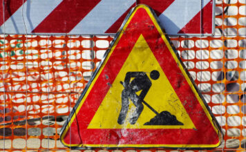 Vicenza, strada delle Caperse chiusa dal 1° al 15 settembre per lavori di Viacqua Strada delle Caperse chiusa, segnale di lavori