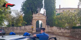 Trissino, litiga col compagno e aggredisce i carabinieri: denunciata una 46enne carabinieri trissino denunciata