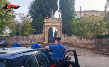 Trissino, litiga col compagno e aggredisce i carabinieri: denunciata una 46enne carabinieri trissino denunciata