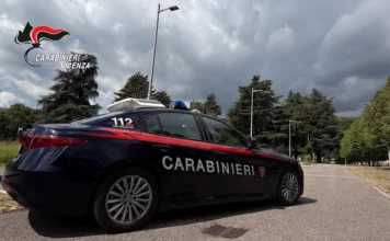 Cornedo Vicentino, aggredisce carabinieri per nascondere droga: arrestato carabinieri valdagno arrestato cornedo vicentino