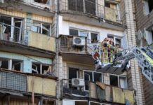 Ucraina, Russia attacca ancora: esplosioni a Kiev nella notte