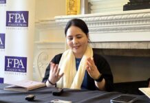 Afghanistan, Zahra Joya: “Per noi donne è una prigione a cielo aperto, serve guerra civile tutta al femminile”