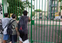 Aggressioni a scuola, non solo la prof accoltellata a Roma: docenti nel mirino, molti casi analoghi in questi anni