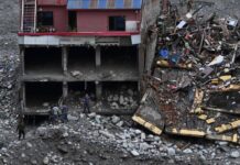 Alluvione in Nepal e Tibet, i morti sono più di 1.000