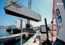 America’s Cup, team Usa arriva a Nisida, Nepi: “A Bagnoli si sta realizzando qualcosa di incredibile”