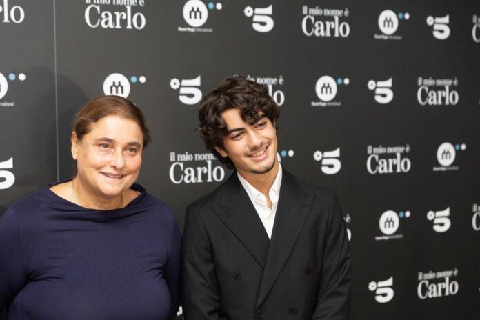 Ascolti tv 27 settembre, vince “Il mio nome è Carlo” su Canale 5: il film su Carlo Acutis domina con oltre 4,2 milioni di spettatori