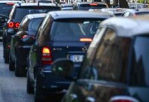 Bollo auto abolito, la mossa di Meloni: “Via una delle tasse più odiate”