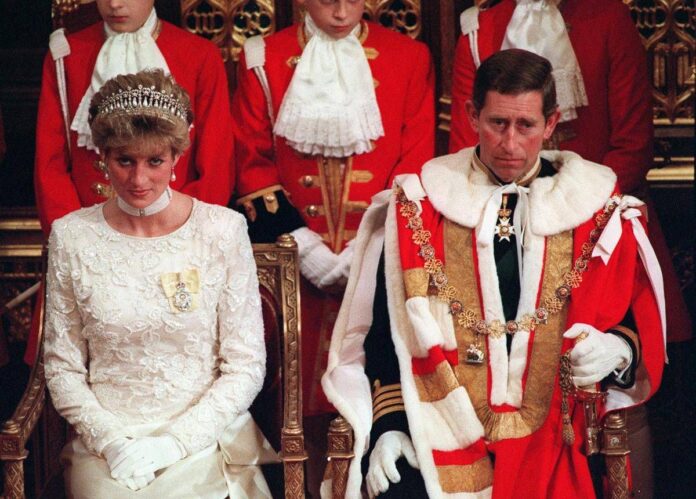 Buckingham Palace respinge le accuse del fratello di Lady Diana: “Il dolore può offuscare la memoria”