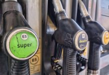 Carburanti, sconto Eni in arrivo: ecco quanto si risparmierà per un pieno di gasolio e benzina