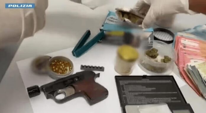 Catania, scoperto laboratorio di “armi fantasma” e droga: arrestato 27enne dalla polizia