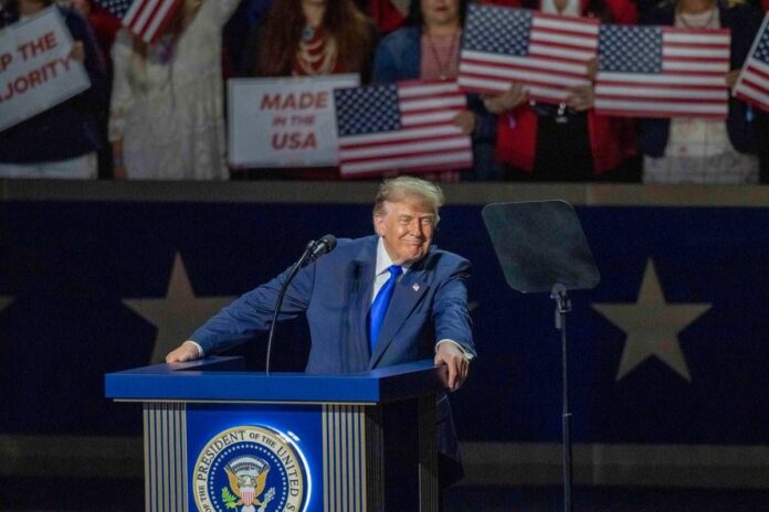 Cinquemila dollari a ogni americano? I ‘Trump dividend’ costerebbero oltre un trilione