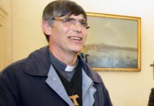 Don Patriciello: “Nozze ‘Me contro Te’ a pagamento ci interrogano, nel rapporto coi giovani qualcosa si è inceppato”