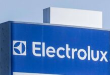 Electrolux, Urso: “Nuovo piano entro ottobre, prossimo tavolo il 29 al Mimit”