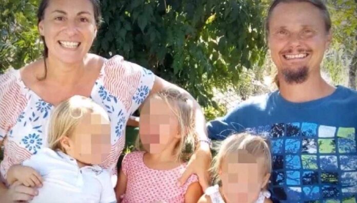 Famiglia nel bosco, primo weekend a casa per i bimbi. Pillon: “Strafelici ma per loro è molto faticoso”
