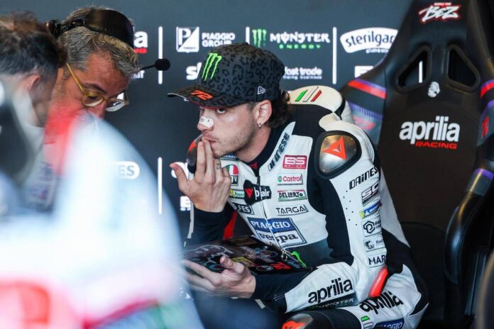 Gp Misano, cade subito Bezzecchi: cos’è successo e come cambia la corsa al Mondiale