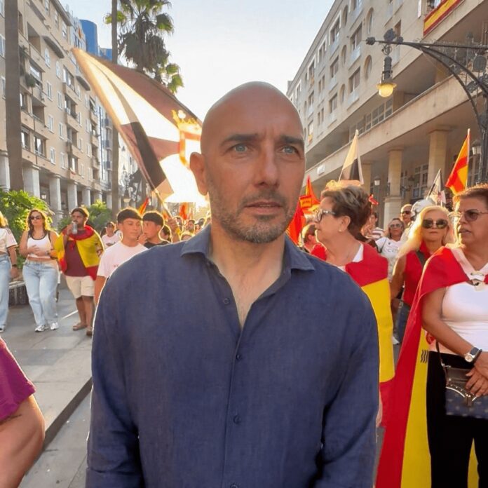 Il leghista Morelli ‘reporter’ da Ceuta: “Abitanti per ora protetti dagli agenti, ma temono per quando resteranno soli…”