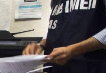 Insetti e vermi in alimenti per bambini, sequestri e una denuncia a Napoli